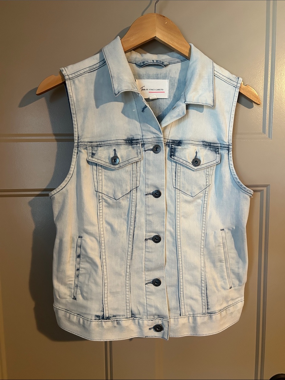 Two by Vince Camuto denim vest